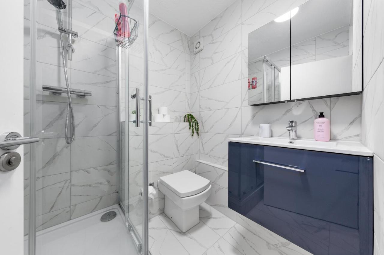 Апартаменты Sleep14 In Victoria London 43Vpr Экстерьер фото